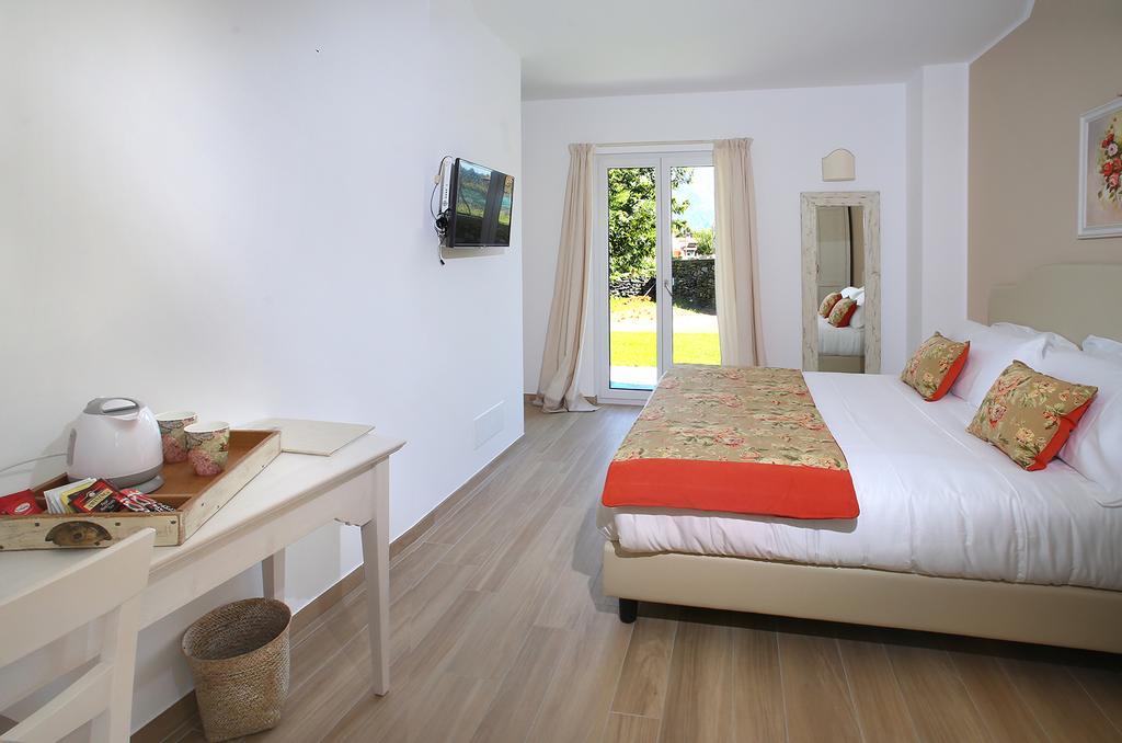 Foresteria Villa Margherita Colico Eksteriør bilde